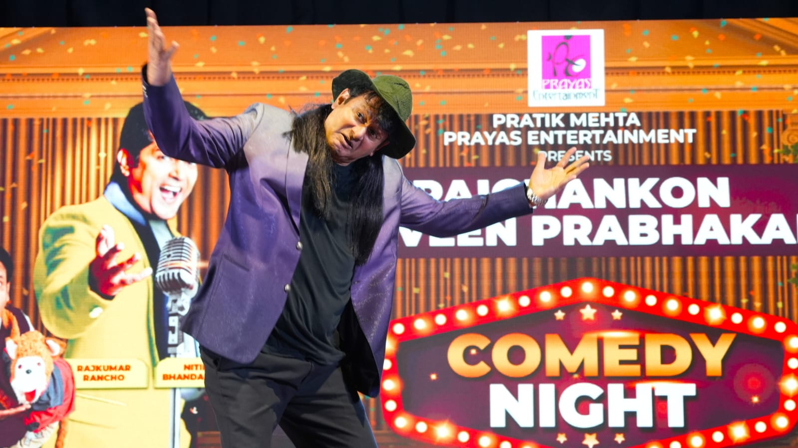 Navin Prabhakar on stage - photo 8
